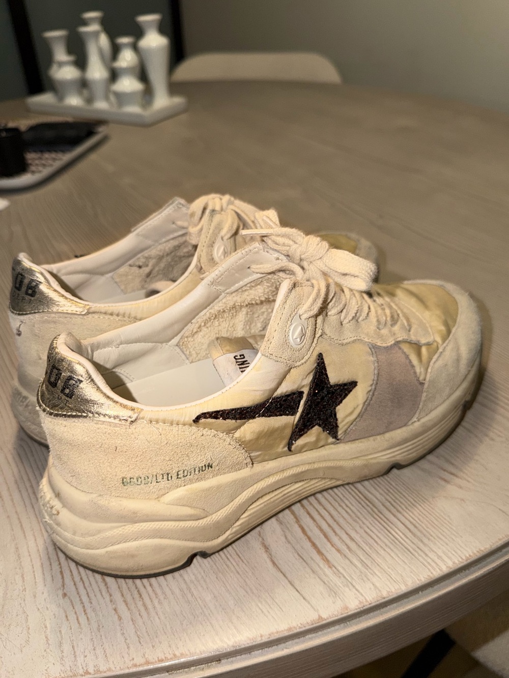 Golden Goose Cream and Beige Glitter Star Sneakers - Picture 5 of 7